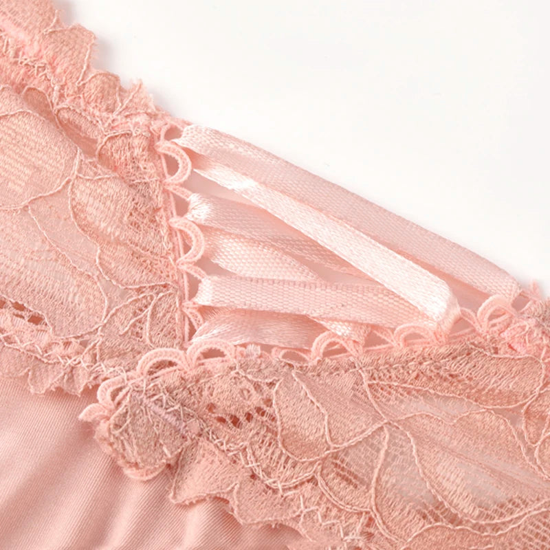 Women's Lace Low-Rise G-String Panties