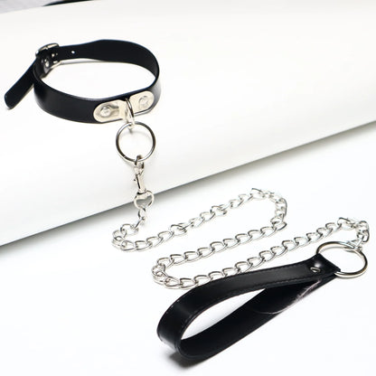 Leather Choker Heart Collar and Leash with Chains Bdsm Choker Submissive Collar for Female Fetishists BDSM Sex Leash Punk Goth